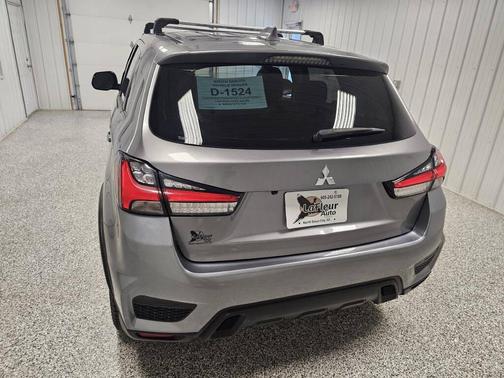 Mercury Gray Metallic 2021 Mitsubishi Outlander Sport 2.0 ES