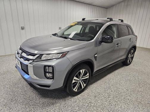 Mercury Gray Metallic 2021 Mitsubishi Outlander Sport 2.0 ES