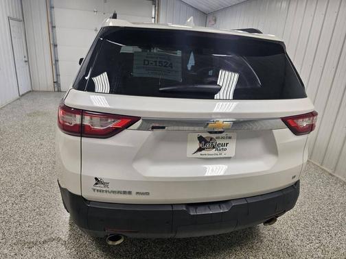 2021 Chevrolet Traverse LT Leather