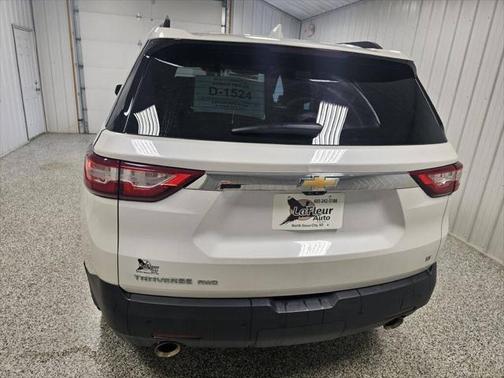 2021 Chevrolet Traverse LT Leather