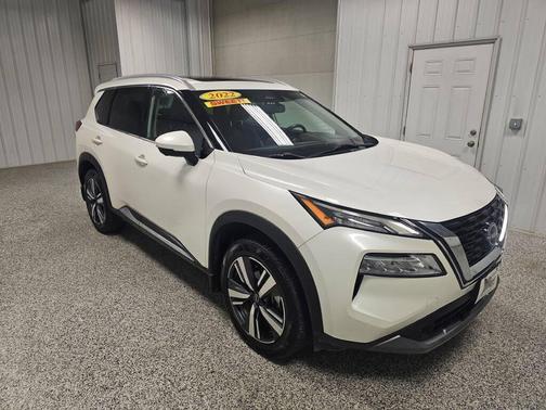 2022 Nissan Rogue SL