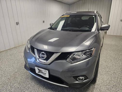 Gun Metallic 2016 Nissan Rogue SL