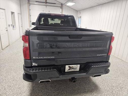2020 Chevrolet Silverado 1500 Custom