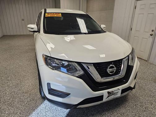 2017 Nissan Rogue S