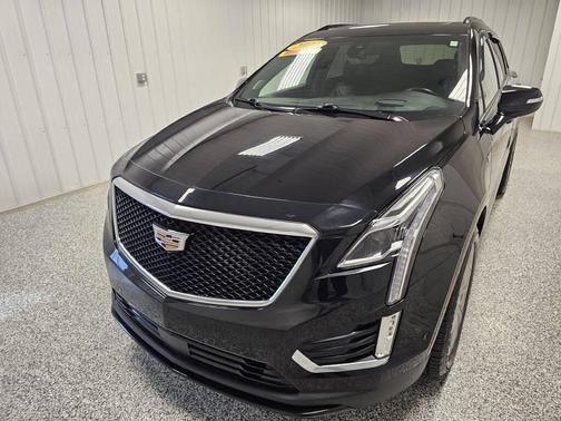 2022 Cadillac XT5 Sport