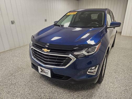 Pacific Blue Metallic 2019 Chevrolet Equinox 1LT