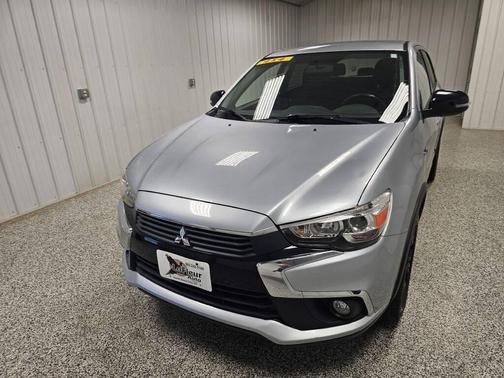 2017 Mitsubishi Outlander Sport 2.0 LE