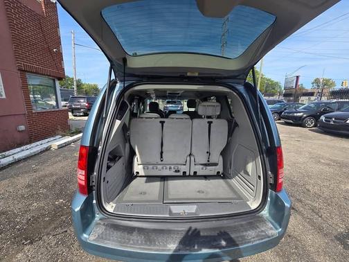 2009 Chrysler Town & Country Touring