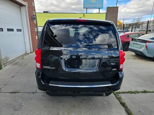 2012 Dodge Grand Caravan R/T