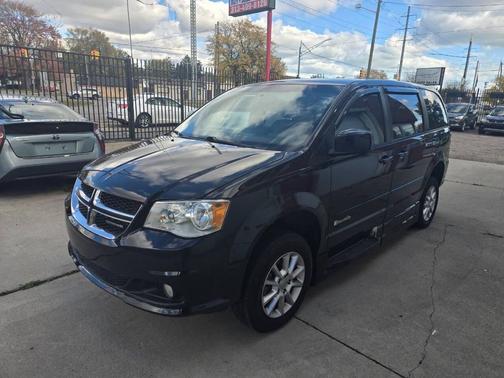 2012 Dodge Grand Caravan R/T