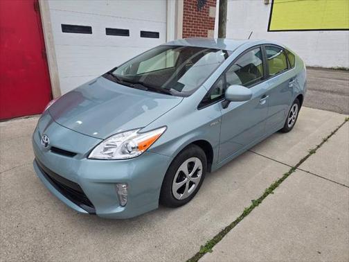 2014 Toyota Prius Five