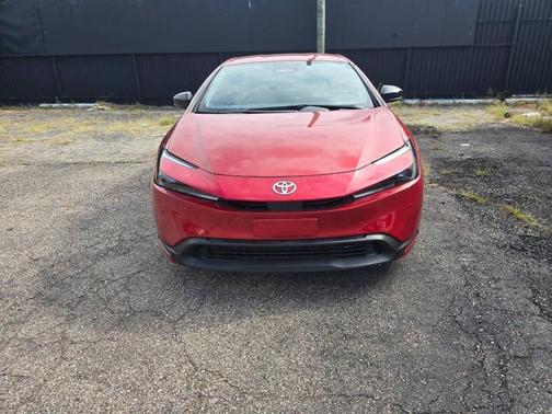 2024 Toyota Prius LE