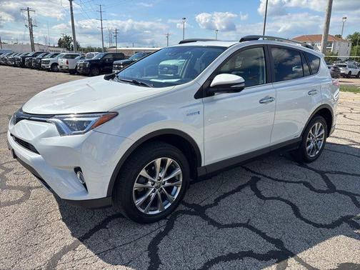 2018 Toyota RAV4 Hybrid SE