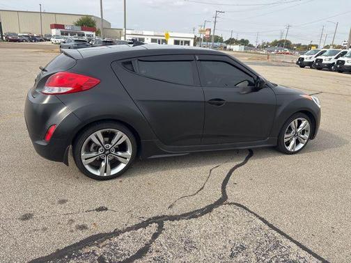 2015 Hyundai Veloster Base