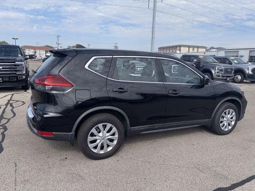 2018 Nissan Rogue S