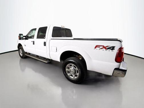 Oxford White 2015 Ford F-250 XLT