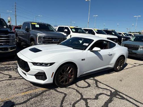 Oxford White 2024 Ford Mustang GT Premium