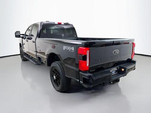 2023 Ford F-350 Lariat