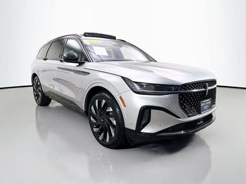 2024 Lincoln Nautilus Reserve