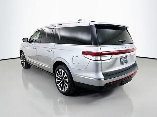 2024 Lincoln Navigator Black Label