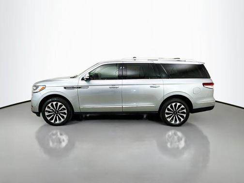 2024 Lincoln Navigator Black Label