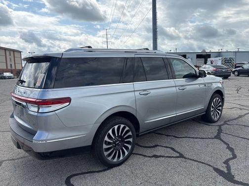 2024 Lincoln Navigator Black Label