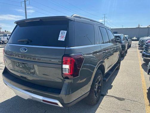 Green 2024 Ford Expedition Timberline