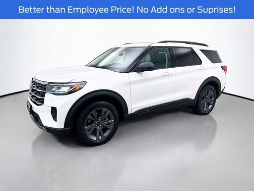 Star White Metallic Tri-Coat 2026 Ford Explorer Active
