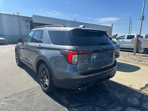 Gray Metallic 2025 Ford Explorer ST