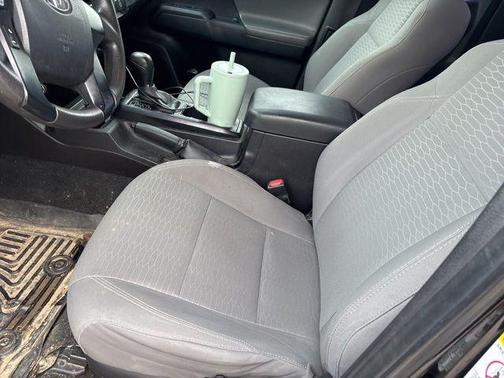 2016 Toyota Tacoma Base