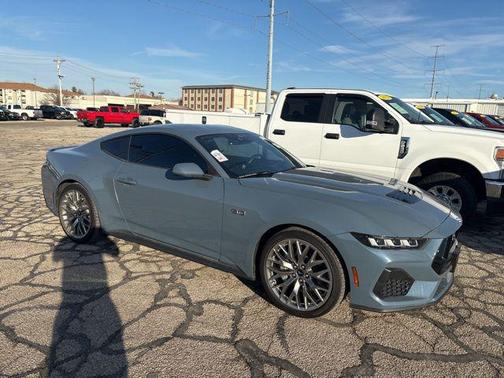 2024 Ford Mustang GT Premium