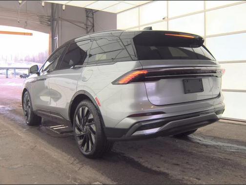 2025 Lincoln Nautilus Reserve