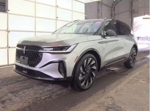 2025 Lincoln Nautilus Reserve