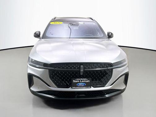 2025 Lincoln Nautilus Reserve