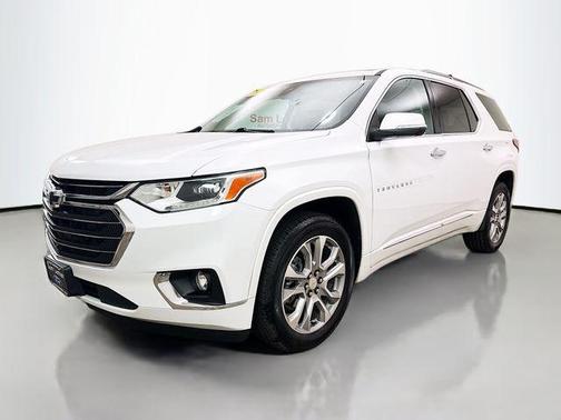 2021 Chevrolet Traverse Premier