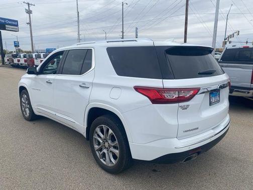 2021 Chevrolet Traverse Premier