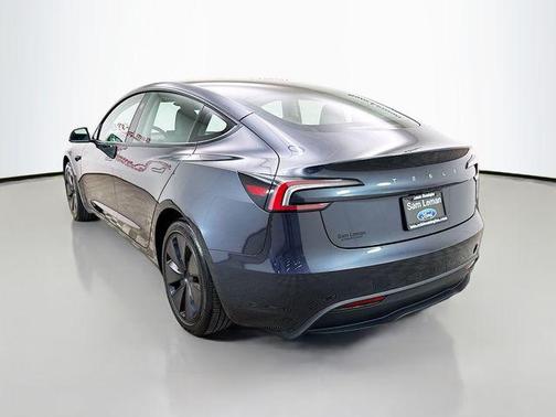 Gray 2024 Tesla Model 3 Long Range