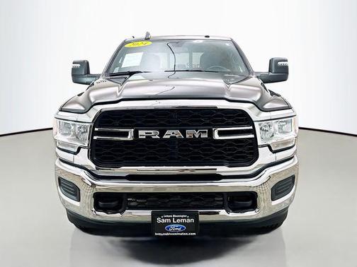 2024 RAM 2500 Tradesman Crew Cab 4x4 6'4' Box