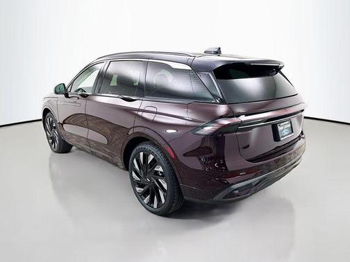 2024 Lincoln Nautilus Black Label