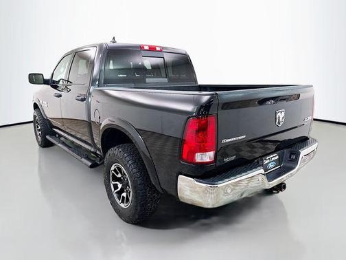 2018 RAM 1500 SLT