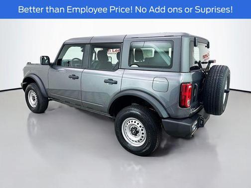 Carbonized Gray Metallic 2025 Ford Bronco Base