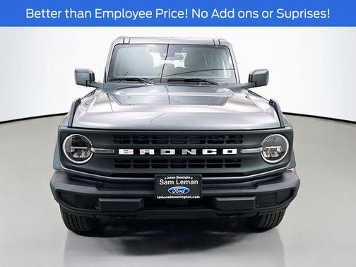 Carbonized Gray Metallic 2025 Ford Bronco Base