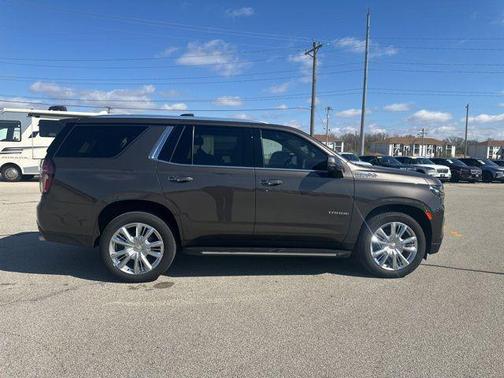 2021 Chevrolet Tahoe 4WD High Country