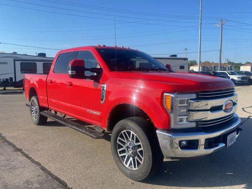 Race Red 2018 Ford F-250 Lariat