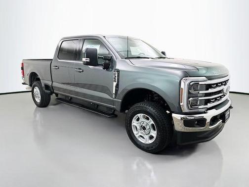 2026 Ford F-350 XLT