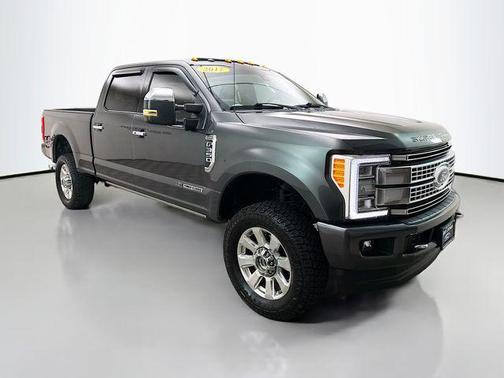 2017 Ford F-350 Platinum
