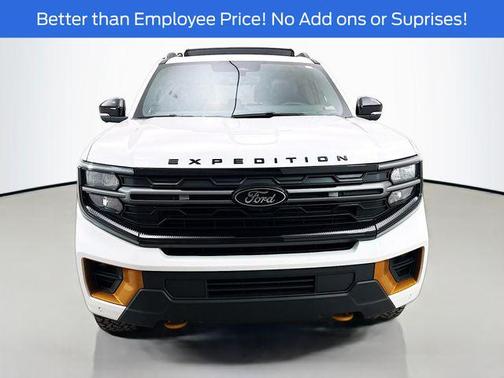 White Metallic 2025 Ford Expedition Tremor