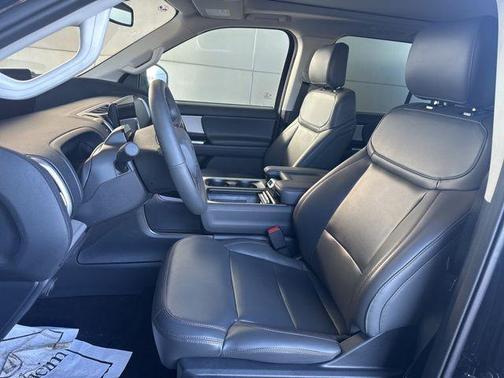 2025 Ford Expedition Max Active 4x4