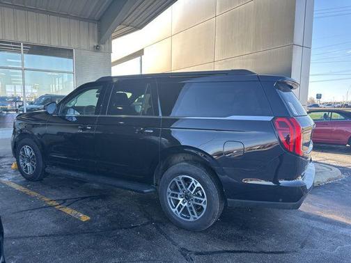 2025 Ford Expedition Max Active 4x4