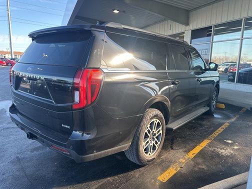 2025 Ford Expedition Max Active 4x4